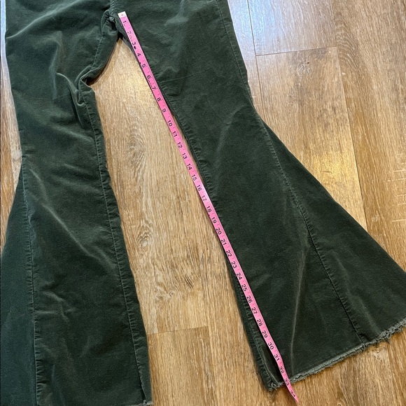 Saints & Hearts Green Extreme Flare Corduroy Pants Large L Distressed Hem EUC - Picture 13 of 13